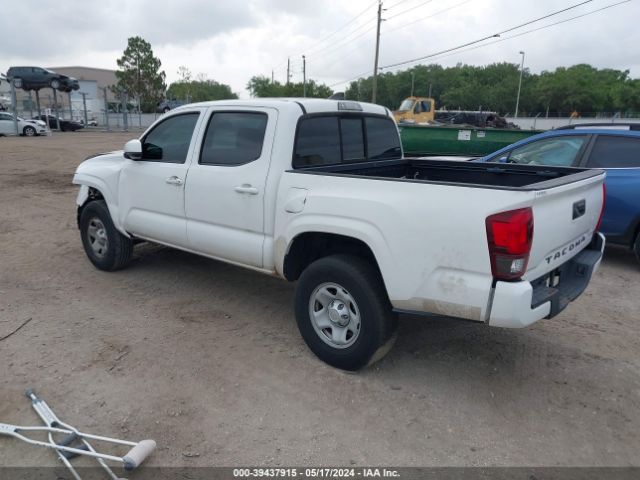 Photo 2 VIN: 5TFAX5GN9JX112268 - TOYOTA TACOMA 