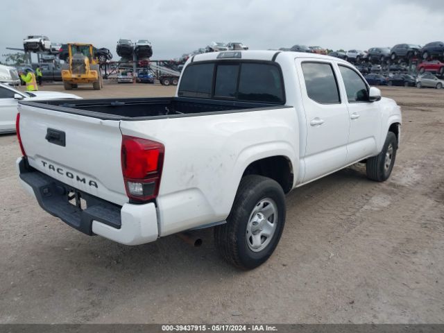 Photo 3 VIN: 5TFAX5GN9JX112268 - TOYOTA TACOMA 