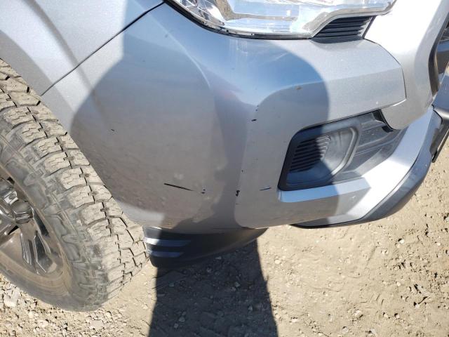 Photo 9 VIN: 5TFAX5GN9KX141450 - TOYOTA TACOMA DOU 