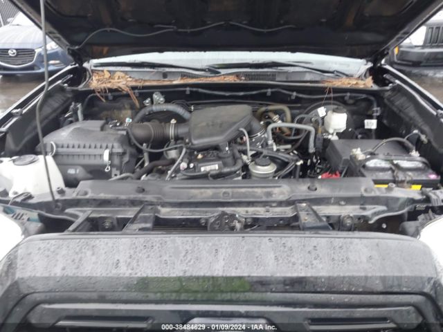 Photo 9 VIN: 5TFAX5GN9KX151332 - TOYOTA TACOMA 