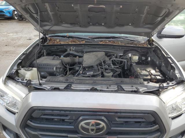 Photo 10 VIN: 5TFAX5GNXJX128995 - TOYOTA TACOMA DOU 