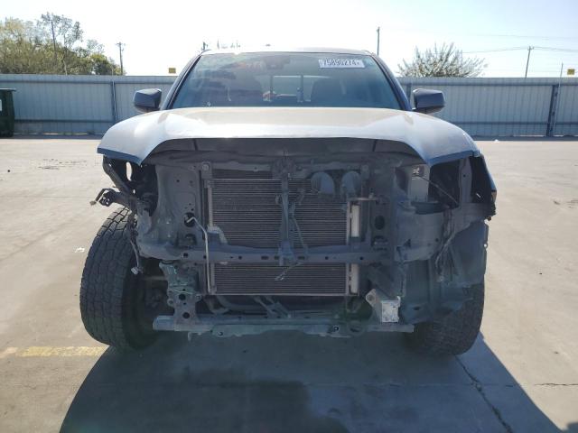 Photo 4 VIN: 5TFAX5GNXKX152764 - TOYOTA TACOMA DOU 