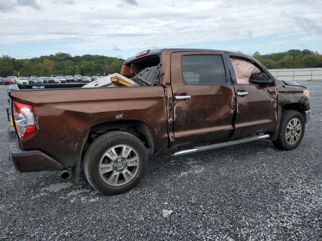 Photo 2 VIN: 5TFAY5F10GX537589 - TOYOTA TUNDRA 4WD 