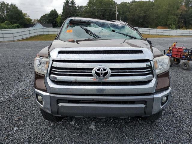 Photo 4 VIN: 5TFAY5F10GX537589 - TOYOTA TUNDRA 4WD 