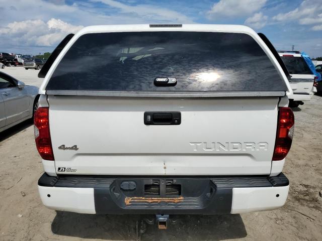 Photo 5 VIN: 5TFAY5F10KX790999 - TOYOTA TUNDRA CRE 