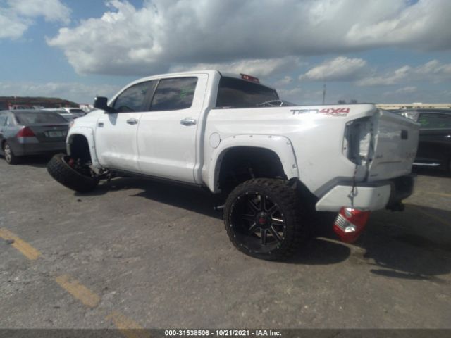 Photo 2 VIN: 5TFAY5F10KX812905 - TOYOTA TUNDRA 4WD 