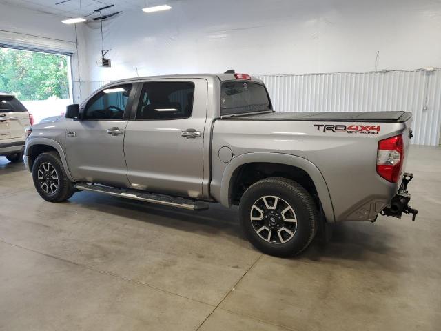 Photo 1 VIN: 5TFAY5F10LX899657 - TOYOTA TUNDRA CRE 