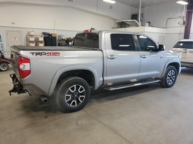 Photo 2 VIN: 5TFAY5F10LX899657 - TOYOTA TUNDRA CRE 