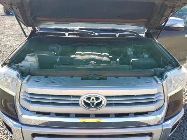 Photo 10 VIN: 5TFAY5F11FX440464 - TOYOTA TUNDRA CRE 