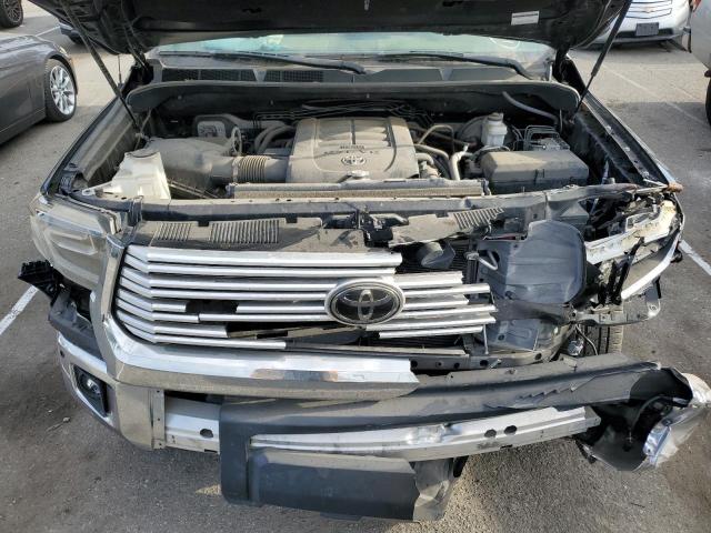 Photo 10 VIN: 5TFAY5F11JX703142 - TOYOTA TUNDRA CRE 