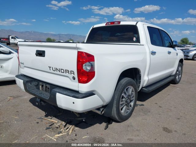 Photo 3 VIN: 5TFAY5F11JX715579 - TOYOTA TUNDRA 