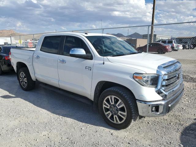 Photo 3 VIN: 5TFAY5F11JX754107 - TOYOTA TUNDRA CRE 