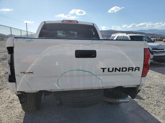 Photo 5 VIN: 5TFAY5F11JX754107 - TOYOTA TUNDRA CRE 