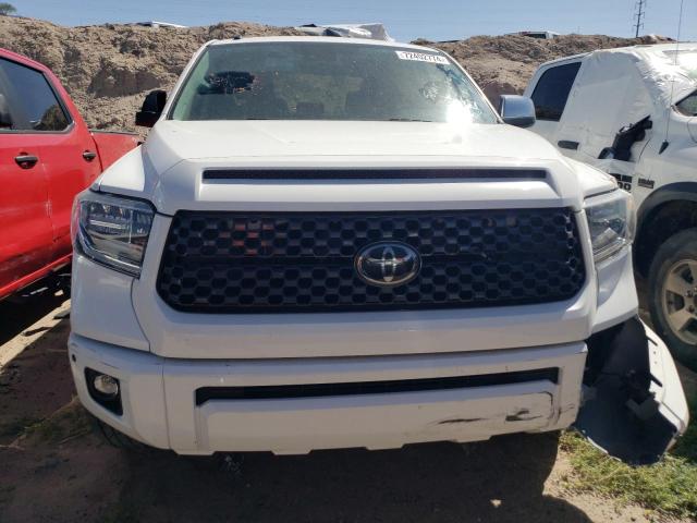 Photo 4 VIN: 5TFAY5F11KX806207 - TOYOTA TUNDRA CRE 