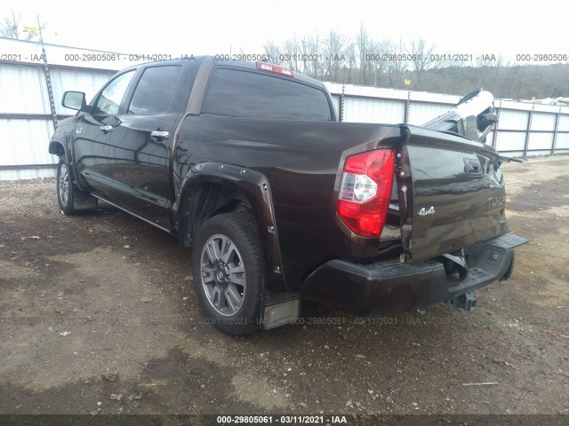 Photo 2 VIN: 5TFAY5F11LX886593 - TOYOTA TUNDRA 4WD 