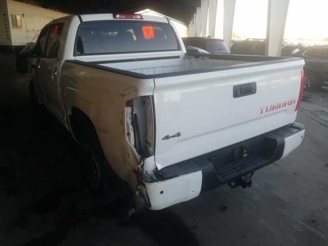 Photo 2 VIN: 5TFAY5F12JX774625 - TOYOTA TUNDRA CRE 