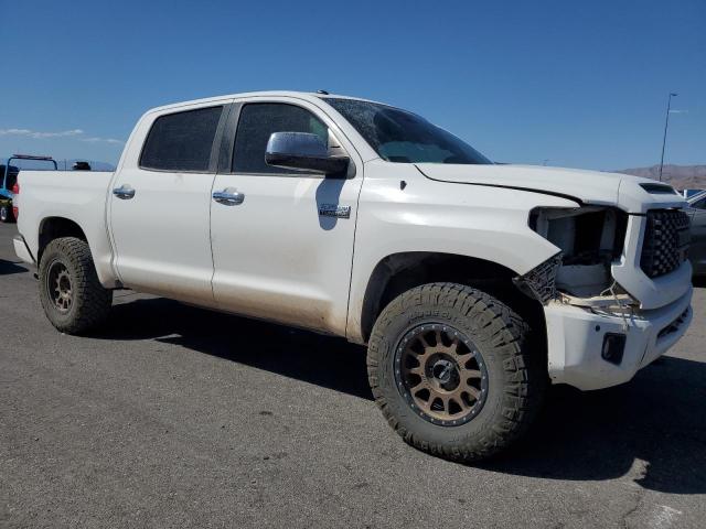 Photo 3 VIN: 5TFAY5F12KX802165 - TOYOTA TUNDRA CRE 