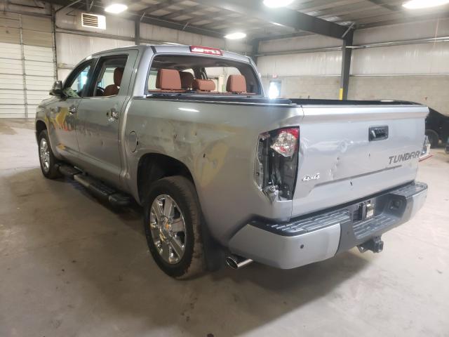 Photo 2 VIN: 5TFAY5F12KX806894 - TOYOTA TUNDRA CRE 