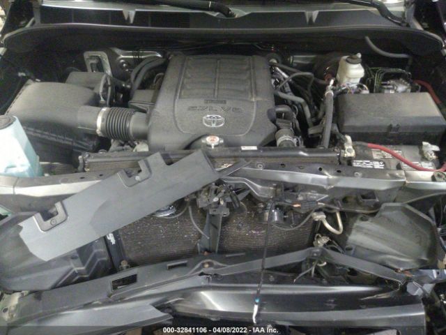 Photo 9 VIN: 5TFAY5F12KX825901 - TOYOTA TUNDRA 4WD 