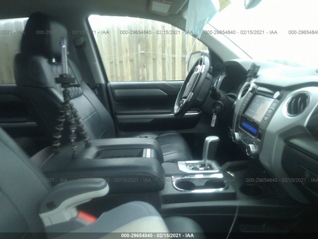 Photo 4 VIN: 5TFAY5F13FX457380 - TOYOTA TUNDRA 4WD TRUCK 