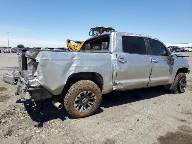 Photo 2 VIN: 5TFAY5F13JX717463 - TOYOTA TUNDRA 