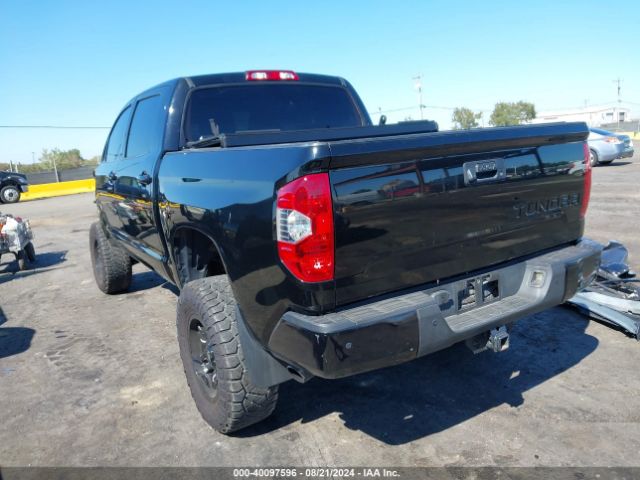 Photo 2 VIN: 5TFAY5F13JX730794 - TOYOTA TUNDRA 