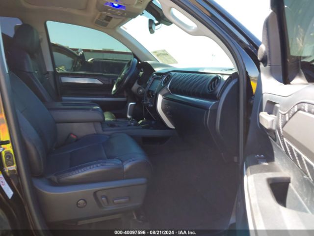 Photo 4 VIN: 5TFAY5F13JX730794 - TOYOTA TUNDRA 