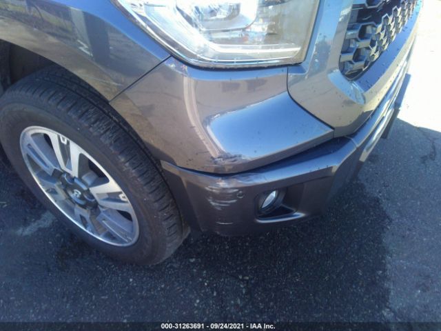 Photo 5 VIN: 5TFAY5F13LX907279 - TOYOTA TUNDRA 4WD 