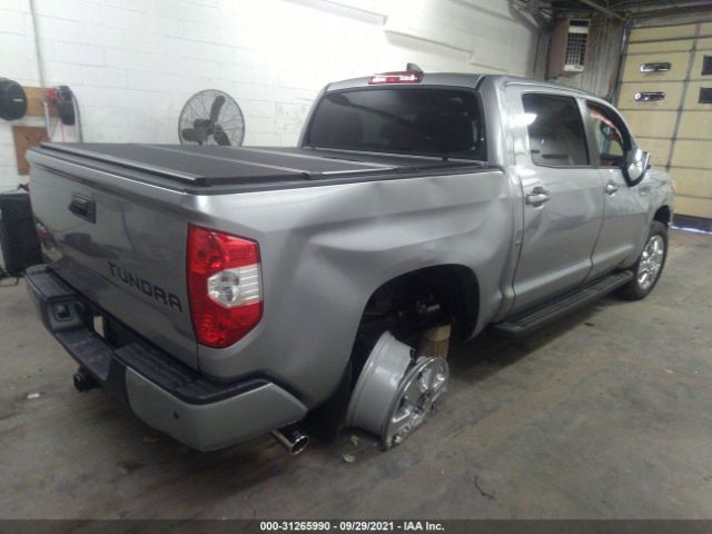 Photo 3 VIN: 5TFAY5F13MX035106 - TOYOTA TUNDRA 4WD 