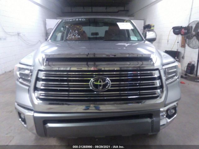 Photo 5 VIN: 5TFAY5F13MX035106 - TOYOTA TUNDRA 4WD 