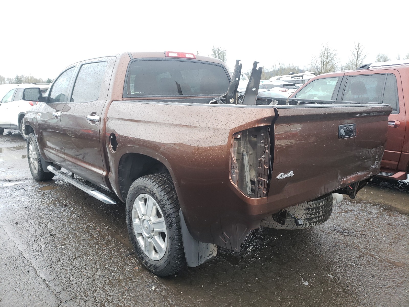 Photo 2 VIN: 5TFAY5F14EX347193 - TOYOTA TUNDRA CRE 