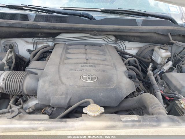 Photo 9 VIN: 5TFAY5F14EX414116 - TOYOTA TUNDRA 