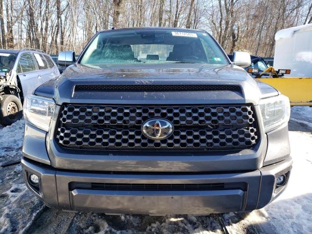 Photo 4 VIN: 5TFAY5F14JX743778 - TOYOTA TUNDRA CRE 