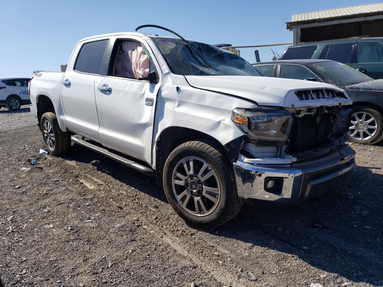 Photo 3 VIN: 5TFAY5F14KX778225 - TOYOTA TUNDRA 