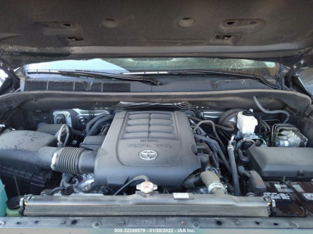 Photo 9 VIN: 5TFAY5F14MX022462 - TOYOTA TUNDRA 4WD 