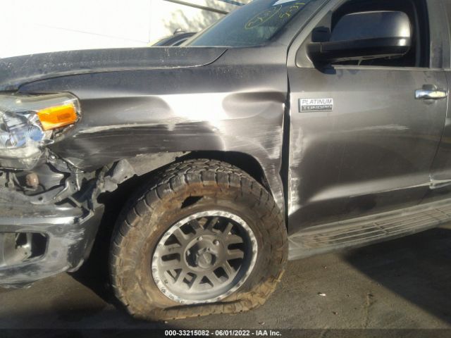 Photo 5 VIN: 5TFAY5F15EX357957 - TOYOTA TUNDRA 4WD TRUCK 