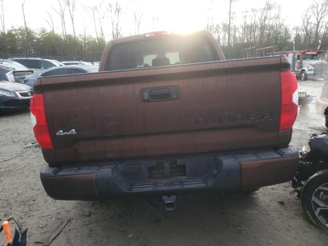 Photo 5 VIN: 5TFAY5F15GX516978 - TOYOTA TUNDRA CRE 