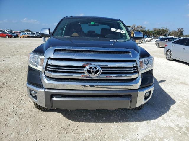 Photo 4 VIN: 5TFAY5F15HX582822 - TOYOTA TUNDRA CRE 