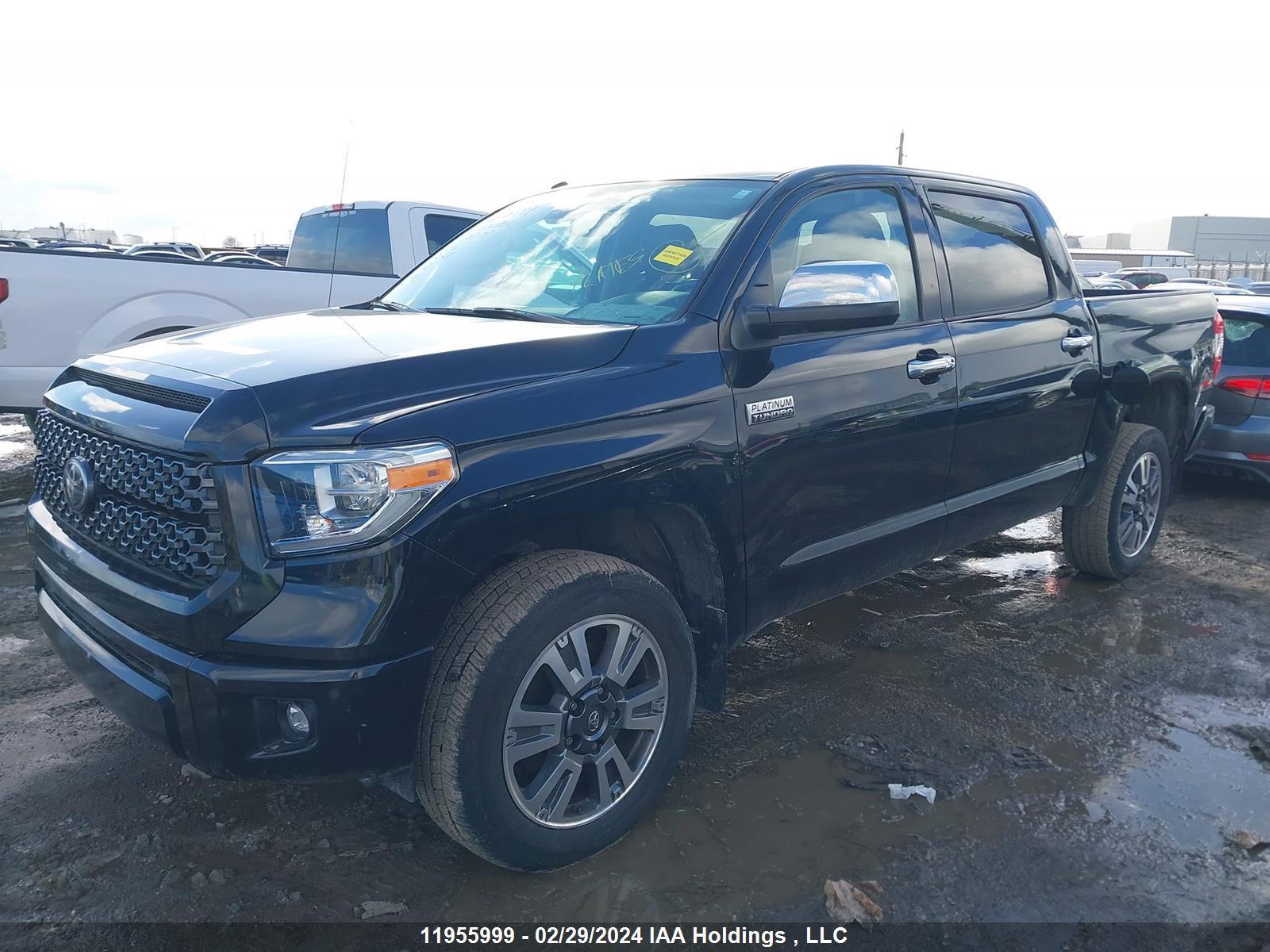 Photo 1 VIN: 5TFAY5F15JX678178 - TOYOTA TUNDRA 