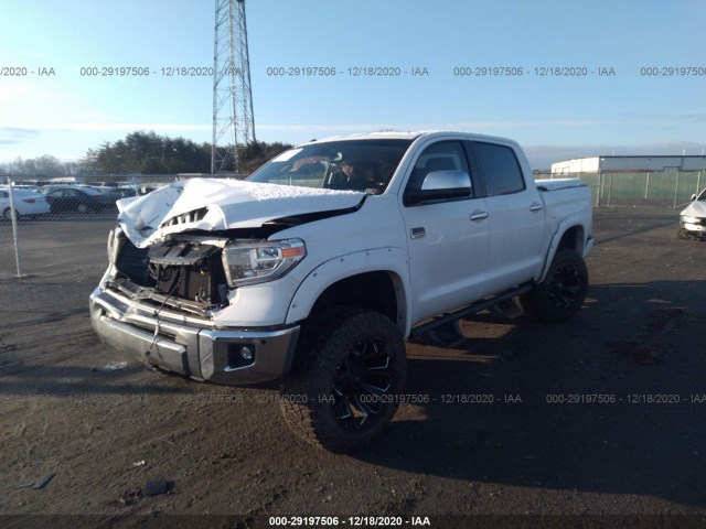 Photo 1 VIN: 5TFAY5F15JX707730 - TOYOTA TUNDRA 4WD 