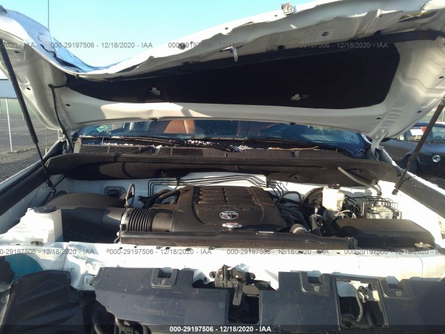 Photo 9 VIN: 5TFAY5F15JX707730 - TOYOTA TUNDRA 4WD 