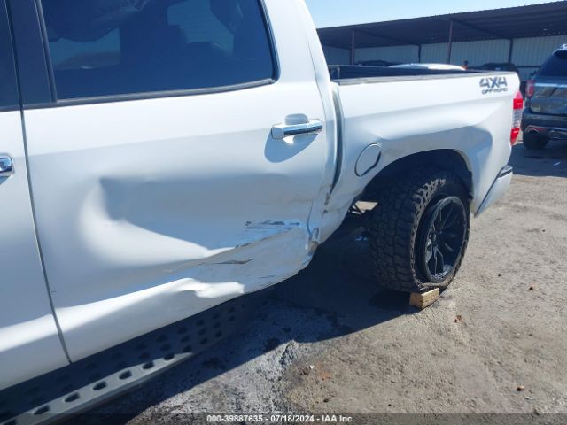 Photo 5 VIN: 5TFAY5F15LX895622 - TOYOTA TUNDRA 