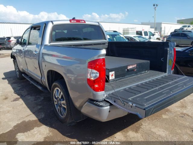 Photo 2 VIN: 5TFAY5F15MX977674 - TOYOTA TUNDRA 