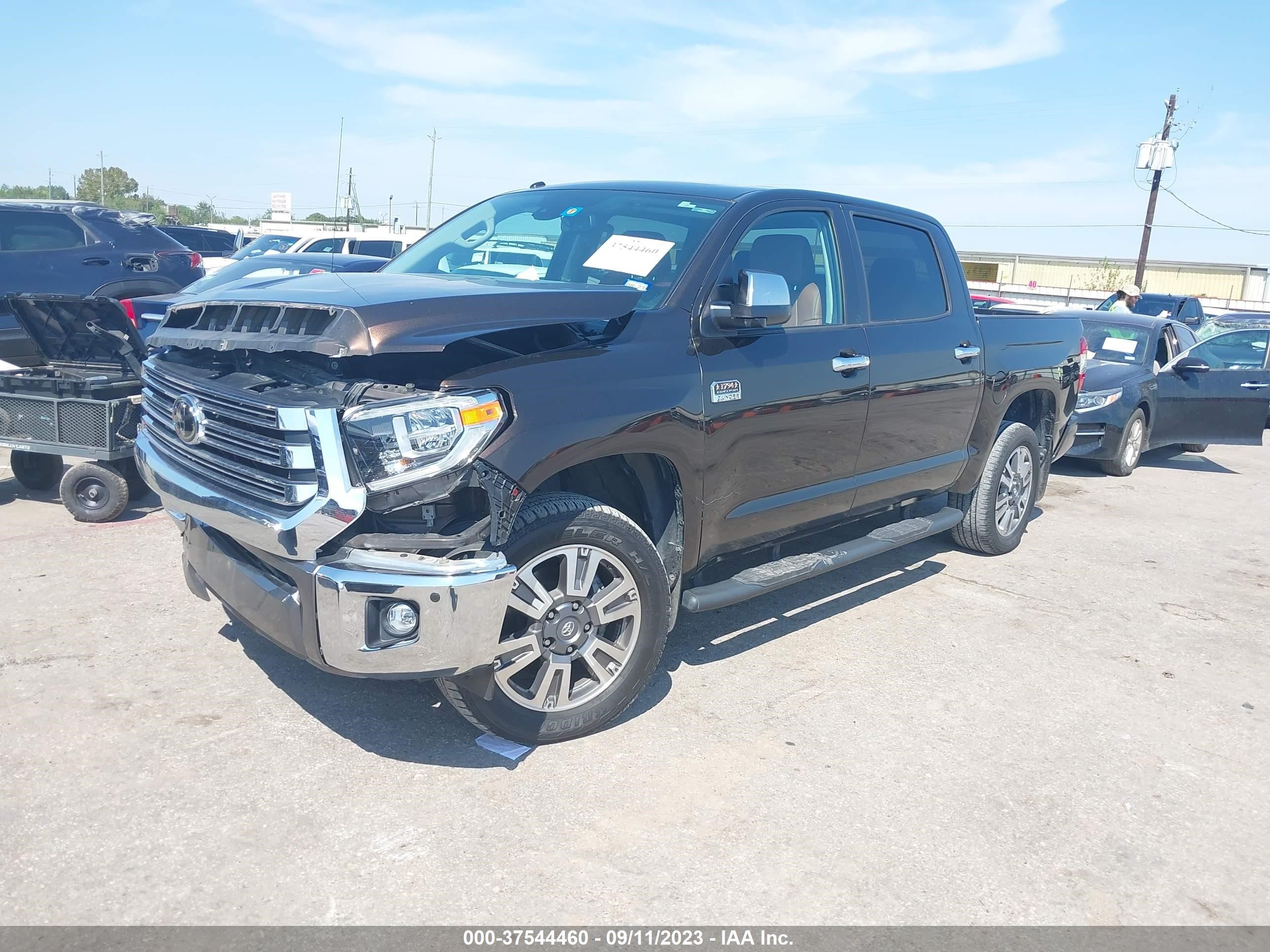 Photo 1 VIN: 5TFAY5F16KX846668 - TOYOTA TUNDRA 