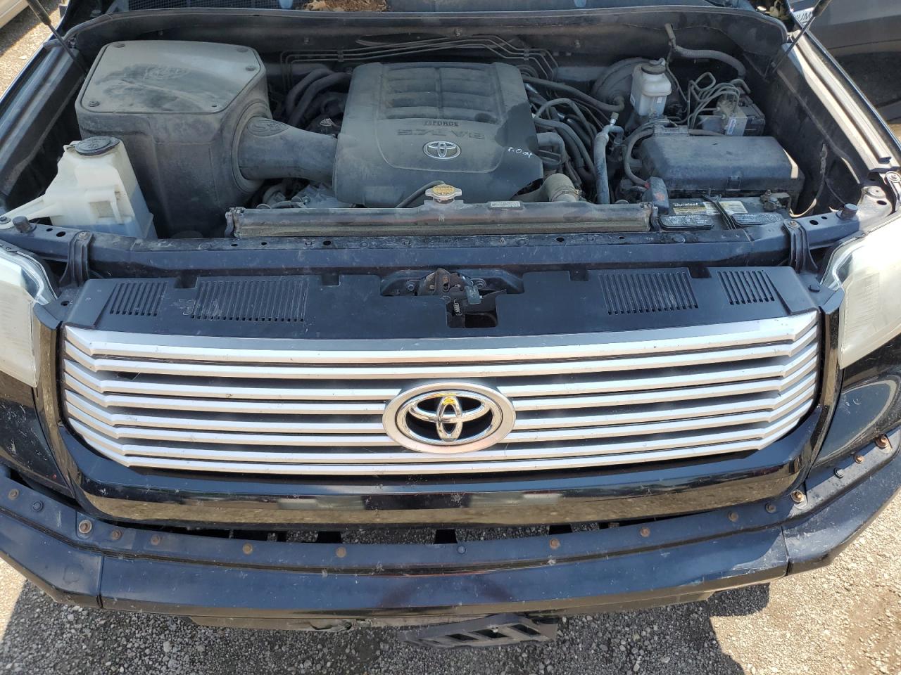 Photo 10 VIN: 5TFAY5F17EX334874 - TOYOTA TUNDRA 