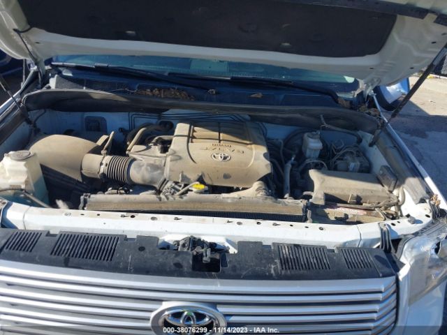 Photo 9 VIN: 5TFAY5F17FX453168 - TOYOTA TUNDRA 