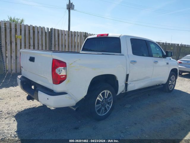 Photo 3 VIN: 5TFAY5F17KX813758 - TOYOTA TUNDRA 