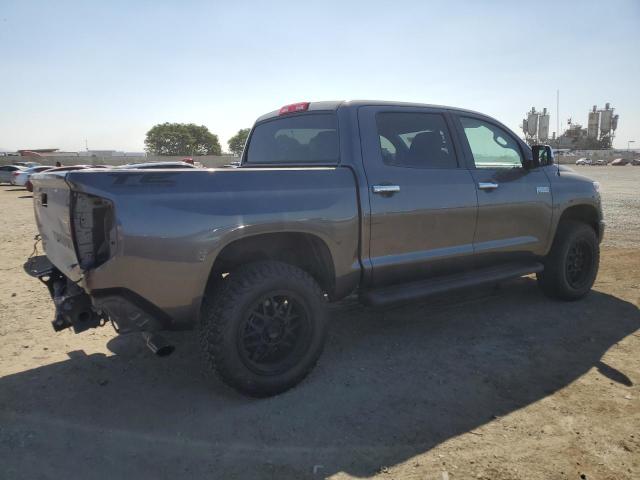 Photo 2 VIN: 5TFAY5F17KX853435 - TOYOTA TUNDRA CRE 