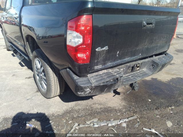 Photo 5 VIN: 5TFAY5F17MX977661 - TOYOTA TUNDRA 4WD 