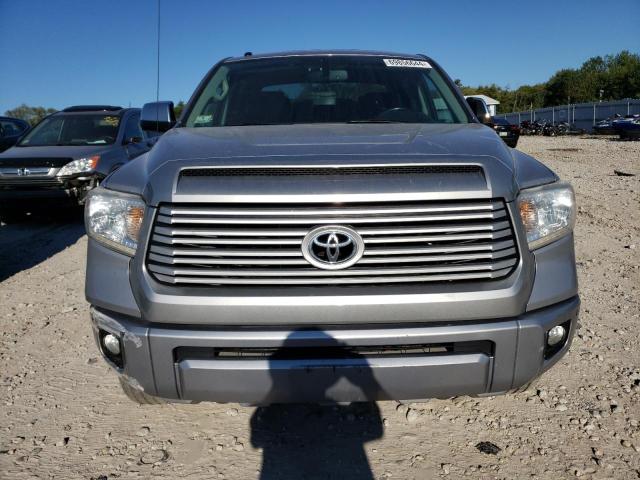 Photo 4 VIN: 5TFAY5F18GX499805 - TOYOTA TUNDRA CRE 